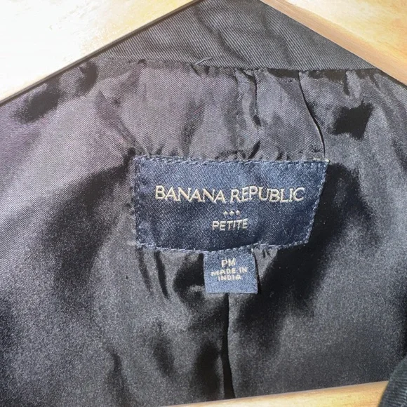 Banana Republic Jacket Petite Medium. Gently Used - Picture 2 of 6
